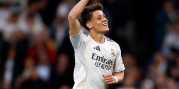 Supergoli nga 70 metra, Gyler bën shaka: Mos e provoni këtë në shtëpi (VIDEO)