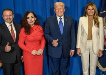 Me ftesë të Melania Trump, bashkëshorti i presidentes Vjosa Osmani merr pjesë në samitin e Shtëpisë së Bardhë