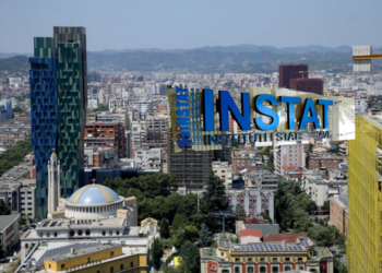 Lejet ‘fantazmë’ të ndërtimit, si po mbahen të fshehura nga qeveria statistikat e betonizimit rekord të Tiranës