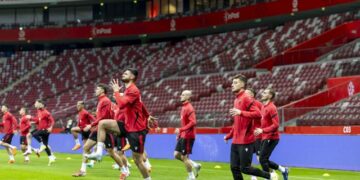 Kombëtarja/ Mehmeti merr fanellën e Asanit, Pajaziti të Manajt, ja formacioni dhe numrat e lojtarëve