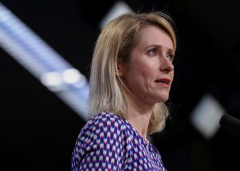 BE i përgjigjet Trump: Misioni detar nuk futet në Ngushticën e Hormuzit