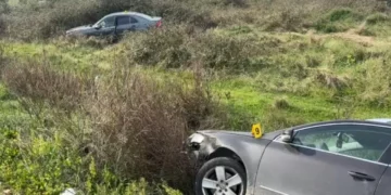 Aksident në autostradën Fier-Vlorë, dalin nga rruga dy makina