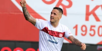 I pandalshëm në kampionatin turk, Rey Manaj tund sërish rrjetën me Sivasspor