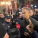 Përshkallëzohet protesta, hedhje të vazhdueshme molotovësh/ Boçi u kërkon ‘llogari’ policëve: Keni hapur luftë