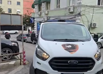 Vajza nga Kosova gjendet e pajetë në një hotel në Shkëmbin e Kavajës, nisin hetimet për dy pronarët