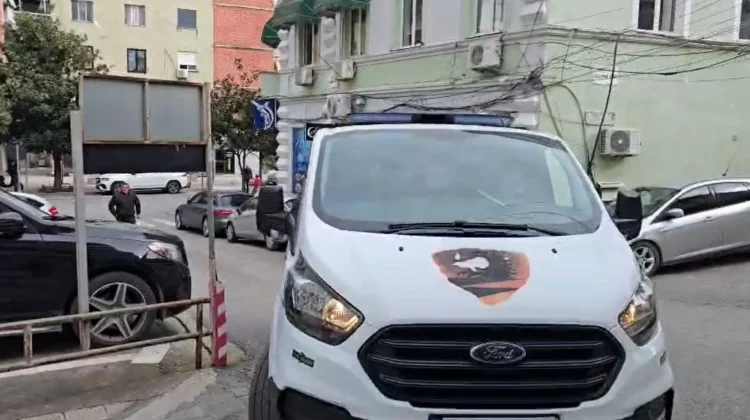 Vajza nga Kosova gjendet e pajetë në një hotel në Shkëmbin e Kavajës, nisin hetimet për dy pronarët