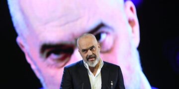 Raporti ndërkombëtar, PD: Vendi zyrtarisht ndodhdet në autokraci, përgjegjës është vetëm Edi Rama