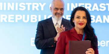 EU Alive: Rama mbron Ballukun për aferën 200 mln euro, Bllakos ia hoqi menjëherë imunitetin