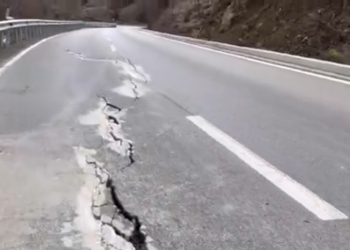 Thellohet skandali! Çahet përsëri asfalti i rrugës Maliq-Lozhan, segmenti alternativ drejt juglindjes