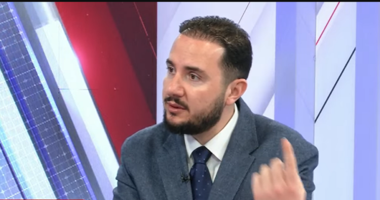 Ervin Salianji: Jam i zhgënjyer, molotovët i shkojnë në favor Edi Ramës