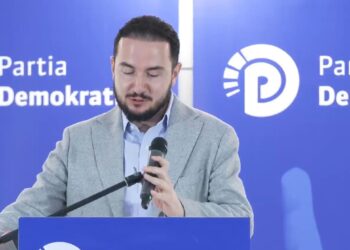 Salianji në takimin me strukturat e PD në Vlorë:  Situata alarmante, duhet dorëheqje