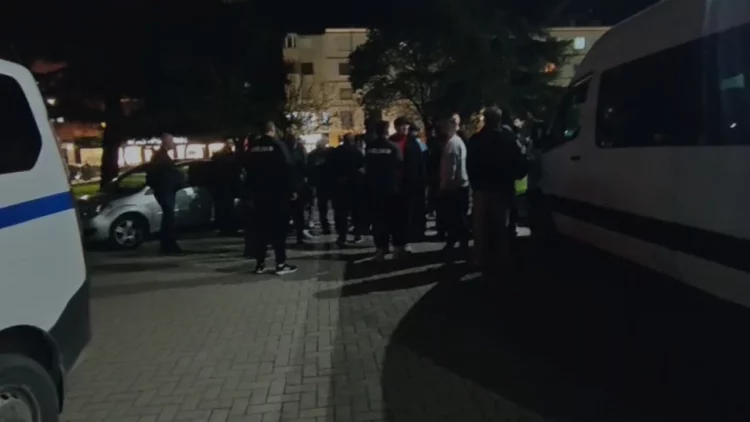 Sherr në ndeshjen e basketbollit Teuta-Besëlidhja, disa të shoqëruar në komisariat