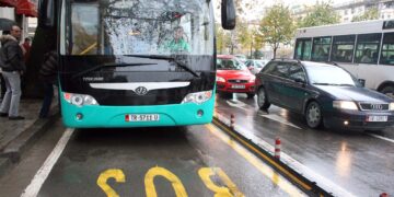 Rritja e çmimit të naftës/ Shoqata e Transportit Qytetas letër Qeverisë, kërkojnë kompensim