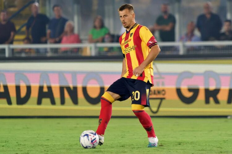 “Torneremo da te, Albania ale”, mesfushori i Lecces, Ramadani rrëfen karrierën e tij