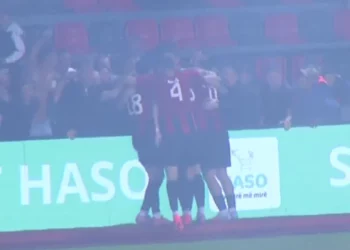 Tronditet Dinamo, ekipi i Ilir Dajës mundet me tre gola nga Flamurtari i vendit të fundit