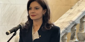 “Sulmet nuk më trembin”, mesazhi i fortë i Spiropalit: Refuzoj modelin ku institucionet përdoren si ‘hanxhar’