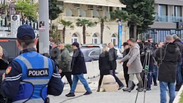 Ivanka Trump mbërrin në Shqipëri, ndalesë në Dhërmi për drekë me Ramën