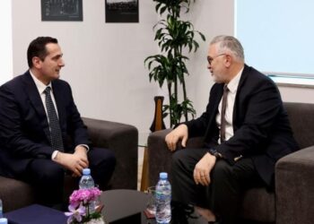 Rama dërgon pastorin e Veliajt te Klodian Braho, për “të zbutur” hetimet e SPAK