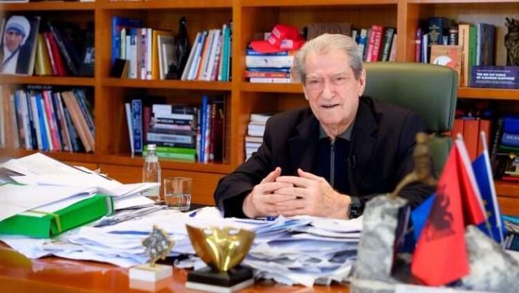 Berisha heq Florian Binajn nga lista: Do i japim Tiranës kandidaturën më të shkëlqyer