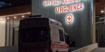 Vlorë, 60-vjeçari përfundon në spital i qëlluar me plumb në kokë! Policia heton në 2 pista