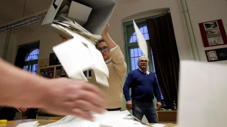 Numërohen një e katërta e kutive të votimit në Hungari, ja si duket fitorja e opozitës