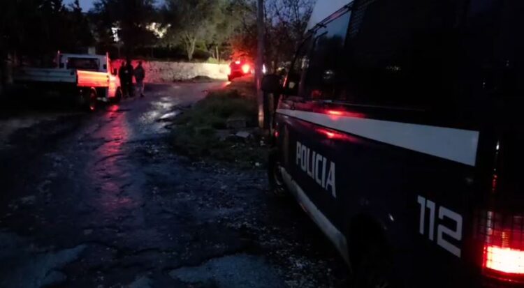 Mister në Fier: 40-vjeçari gjendet i vrarë, policia nis hetimet