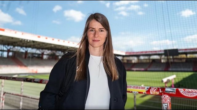 Marie Louis-Eta, trajnerja e parë grua në Bundesligë në futbollin e meshkujve