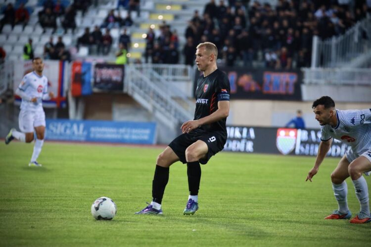 Fitore vendimtare, Dinamo eliminon Vllazninë dhe shkon në finale