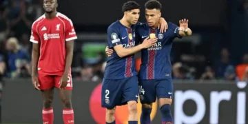 Ndeshje e mërzitshme në Paris, Slot mban në stol Salah, Liverpool kthehet me humbje