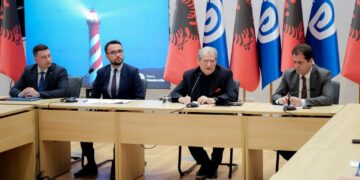 Portin e Durrësit po e gllabëron korrupsioni”, Berisha: E plaçkitin kartelet e drogës