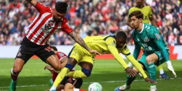 Tottenham po bie nga Premier League nuk shpëton as De Zerbi, mundet nga Sunderlandi i Xhakës