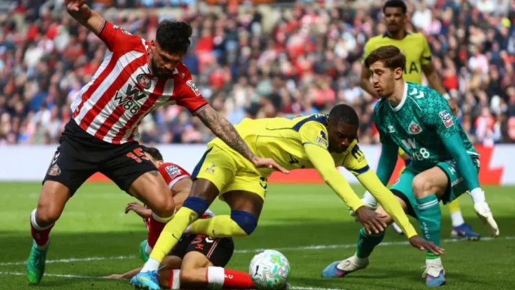 Tottenham po bie nga Premier League nuk shpëton as De Zerbi, mundet nga Sunderlandi i Xhakës