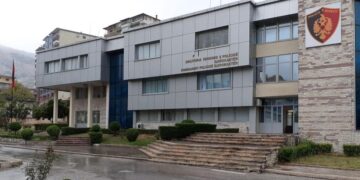 Gjirokastër/ Një i mitur kallëzon se u ngacmua seksualisht, nisin hetimet ndaj 17-vjeçarit