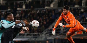 Aston Villa fiton në Bologna dhe Nottingham mbetet në Europa League, Fiorentina bie në Conference League