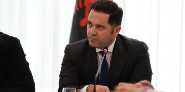 Ulet akciza, por jo çmimi i naftës! Qeveria: Me çmimi faktik 233 l/litri, u ul me 9.5 lekë!