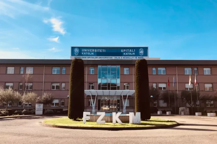 Itali/ Skandali me studentët e Mjekësisë, 220 refuzojnë Tiranën: “Nuk e dinim që ishte në Shqipëri”