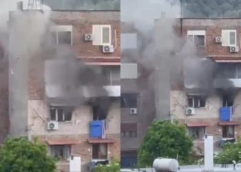Panik në Elbasan, apartamenti merr flakë, ndërhyrje emergjente