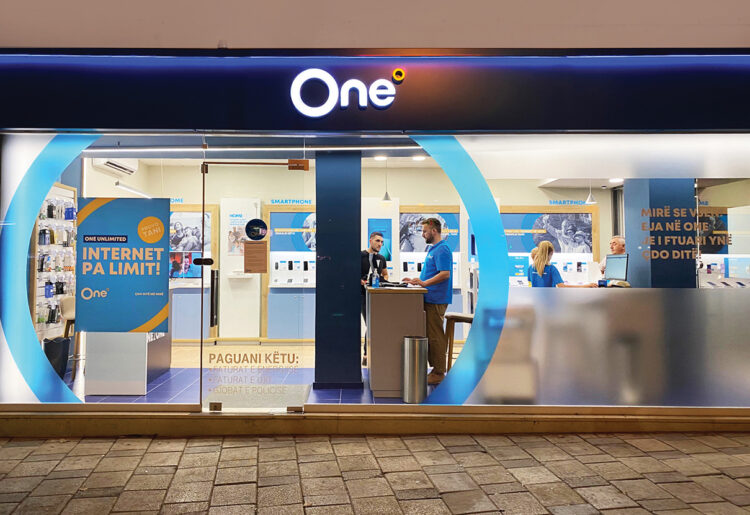 Kompania “ONE” abuzon me rritjen e çmimeve, reagon avokati: Abonentëve po iu shkelen të drejtat