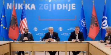 BE nuk ka votuar IBAR-in për Shqipërinë/ Berisha: Edi Rama manipulon opinionin për integrimin