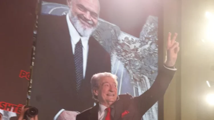 Berisha sfidon Ramën nga protesta: Nëse s’vjen në gjyq, hajde në debat televiziv