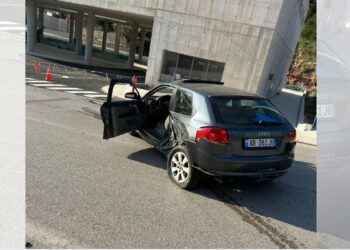 Aksident në Qafë-Gjashtë të Sarandës, një prej shoferëve dërgohet urgjent drejt Tiranës