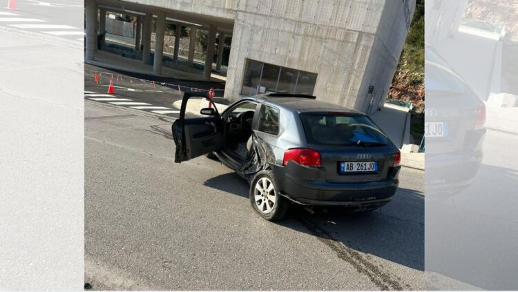 Aksident në Qafë-Gjashtë të Sarandës, një prej shoferëve dërgohet urgjent drejt Tiranës