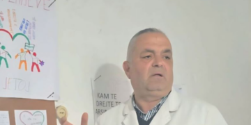 8 km rrugë në këmbë për dy nxënës, ndërron jetë nga ataku kardiak mësuesi në Maliq