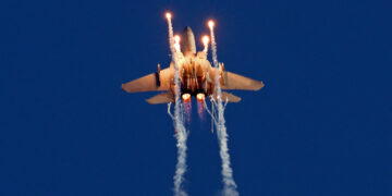 Avioni luftarak F-15 rrëzohet nga Irani, amerikanët: Nuk dihet fati i ekuipazhit