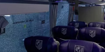 Autobusi u sulmua me gurë pranë Camp Nout, Atletico Madrid kontakton…NASA-n