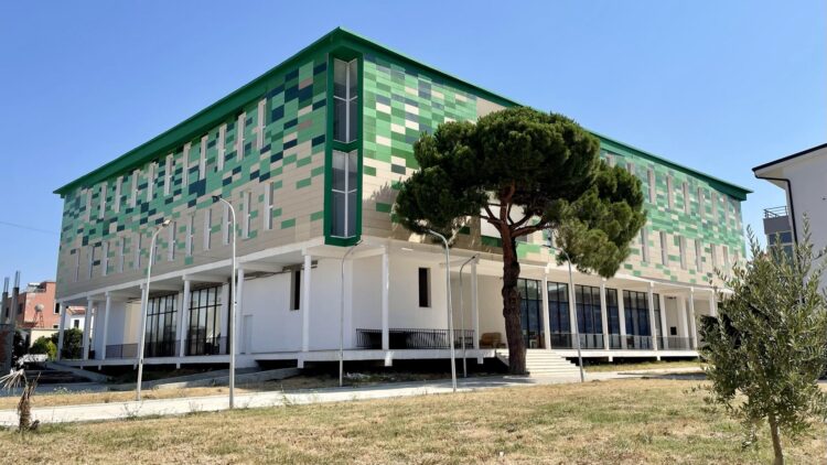 Shkeljet në tendera me vlerë 1 mln euro, SPAK dërgon për gjykim 6 zyrtarë të Bashkisë Divjakë