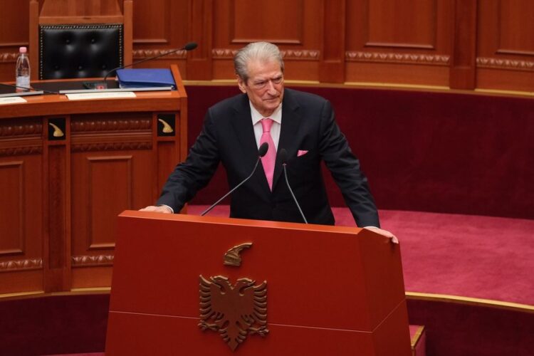 Berisha: Heqja e imunitetit të Ballukut dhe dërgimi i Linda Ramës para SPAK-ut i hapin rrugën integrimit