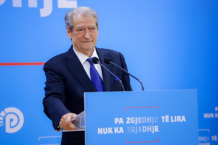 Berisha zbardh skenarët: Më 17 prill të mblidhemi në kryengritjen më të fuqishme për t’i treguar vendin këtij regjimi