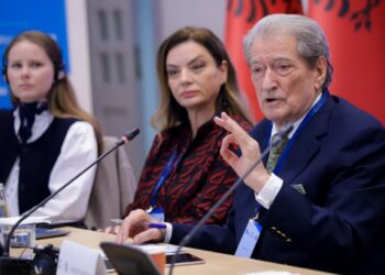 Berisha: Shqipëria në alarm për vrasjet e grave, institucionet i fshehin si konflikte familjare