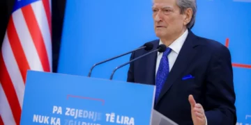 Berisha: Rama mashtroi pensionistët për bonuset! Rritja stratosferike e çmimeve po e godet rëndë këtë shtresë